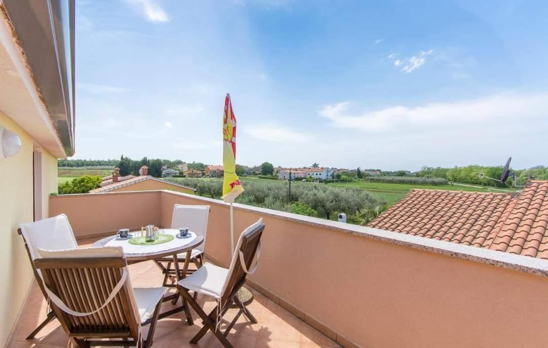 Gimy Villa&App 1 Porec Gedici ภายนอก รูปภาพ